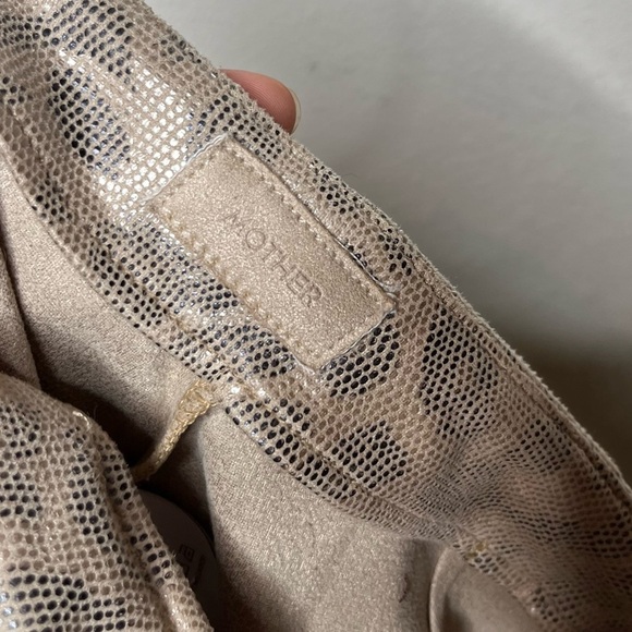 MOTHER Seamless Animal Print Looker Ankle Pants in Running With A Sweet talker - Picture 12 of 12